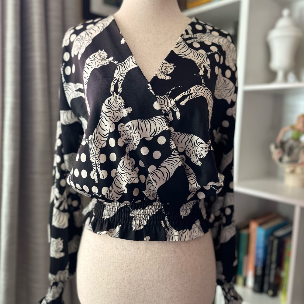 Elegant Black and White Tiger Print Blouse